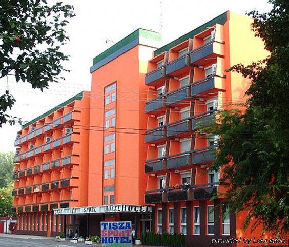 Tisza Sport Hotel Szeged Exterior foto